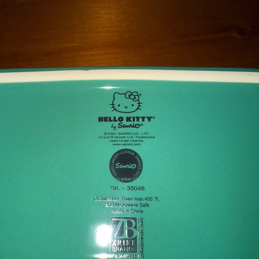 Hello Kitty Teal and White Ceramic Plate - Picture 3 of 3
